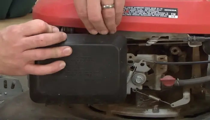 How To Adjust A Lawn Mower Carburetor?