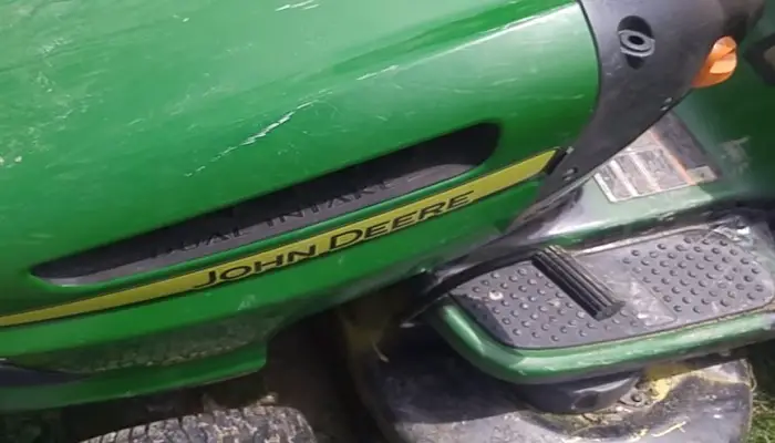Where Is The Parking Brake On John Deere Tractor